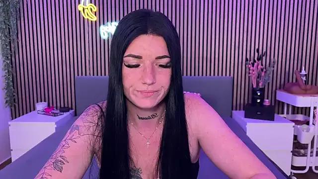 LizaRoxx on StripChat