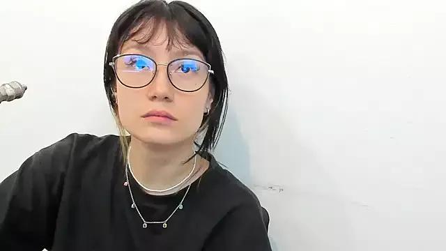 lizzy_davis_1 on StripChat 