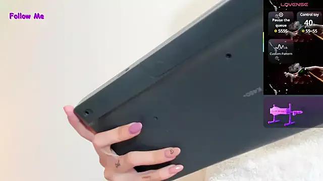 lizzy_davis_1 on StripChat 