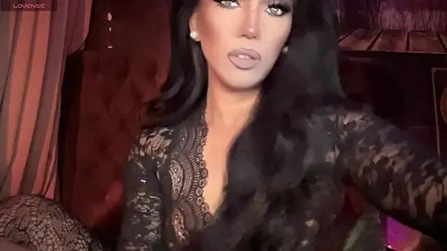 Lo_la_69 on StripChat 