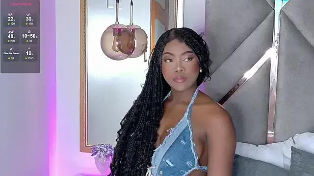 Lola_King on StripChat 