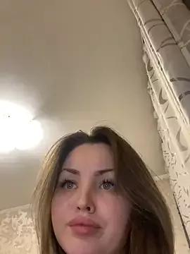 Lora_Rosee on StripChat