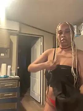 loveluna8 on StripChat