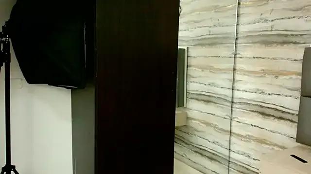 Lovers_21 — Cum show + cum eating