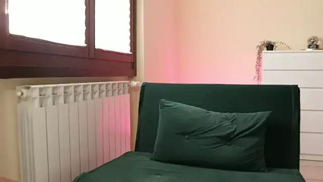 Luna_Riva on StripChat