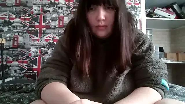 Lynylou on StripChat