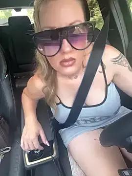 Megan_off on StripChat