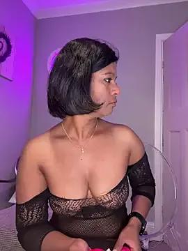 Melarose82 on StripChat