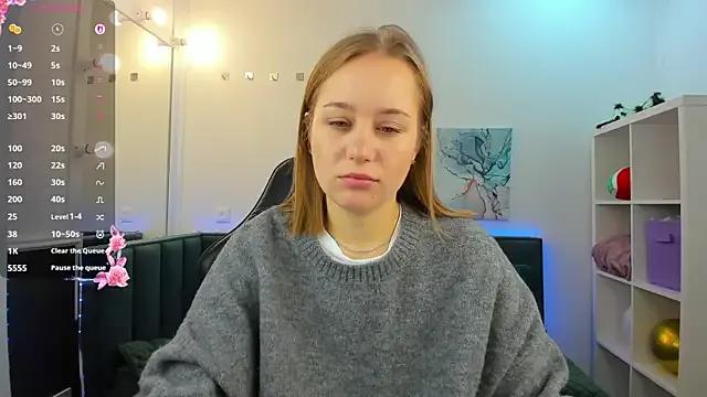 Melissa_new22 — Spank my sweet booty x3