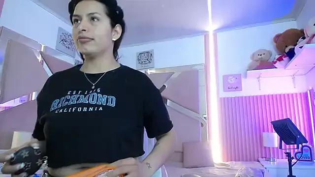 Mia_garcia28 on StripChat