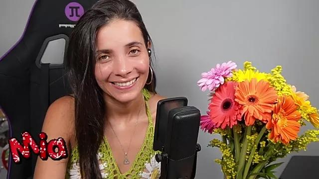 miaeyes on StripChat