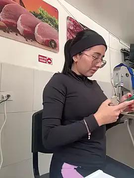 Michelle_Zoe on StripChat