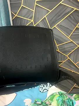 Miss-Ayraa on StripChat