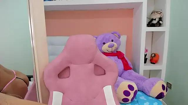 miss__evolet on StripChat