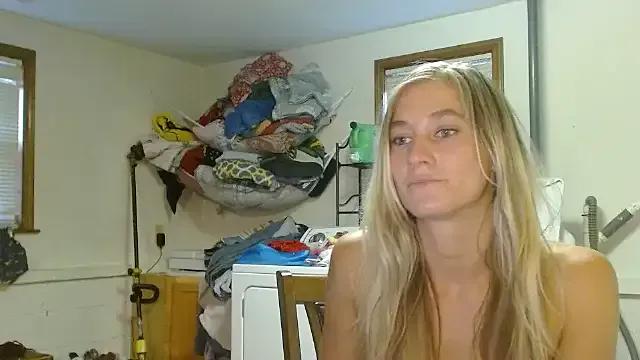 missymilf on StripChat