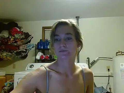 missymilf on StripChat