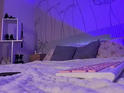 Molli_Luv on StripChat 