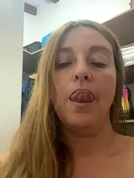 moniquerainx's avatar