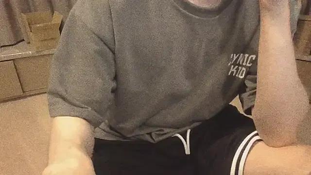 msk2004_06 on StripChat