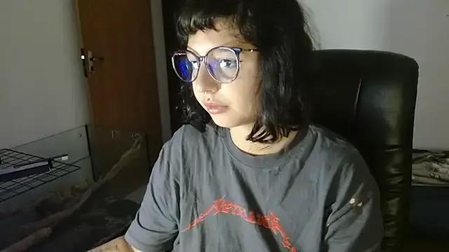 myamillor on StripChat