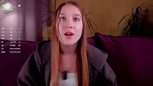 NanaMertins on StripChat 