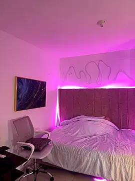 naomiii__ on StripChat