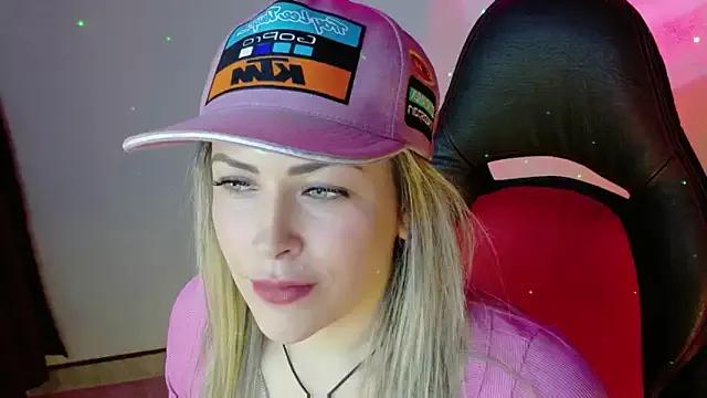 Natalia_Montoya on StripChat