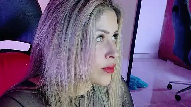 Natalia_Montoya — playy pussy fingers