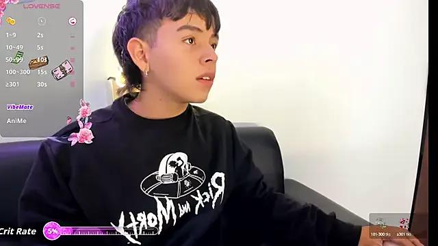 nico_leroy on StripChat