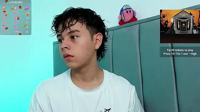 nico_leroy on StripChat