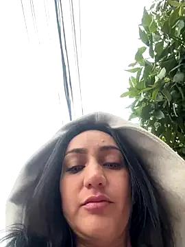 Ninabigtitied on StripChat