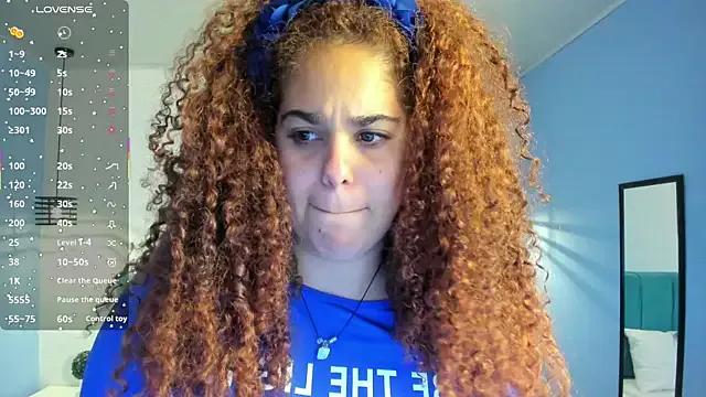 ninna_curly on StripChat