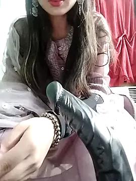 Noor_Darliing on StripChat