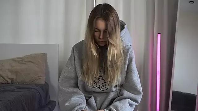 norakisses on StripChat