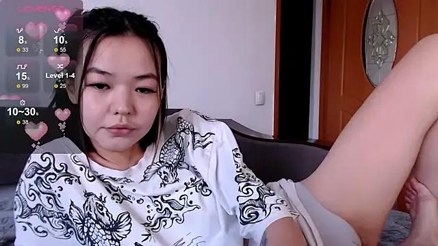 osaka_nia on StripChat