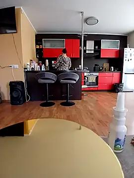 paradise777777 on StripChat