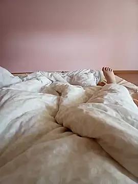 paradise777777 on StripChat