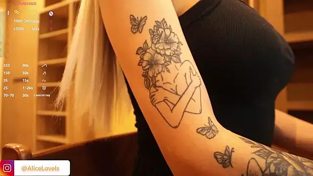 PattiOWhite on StripChat