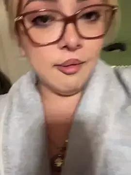 Pumpkin_bunny on StripChat 