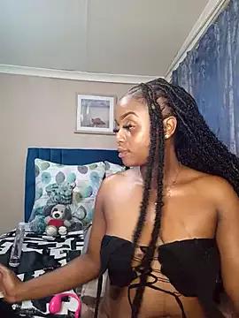 Queen-Chocolate on StripChat 
