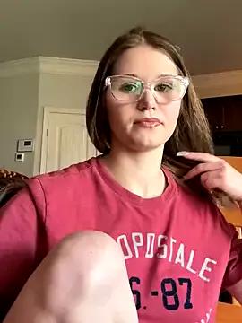 Riley_ray69 on StripChat