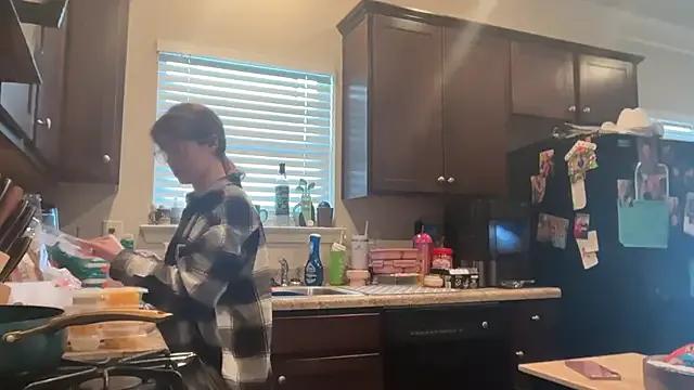 Riley_ray69 on StripChat