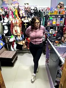 ROSALIASEXSHOP on StripChat