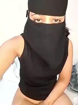 Samaarsexy23 on StripChat