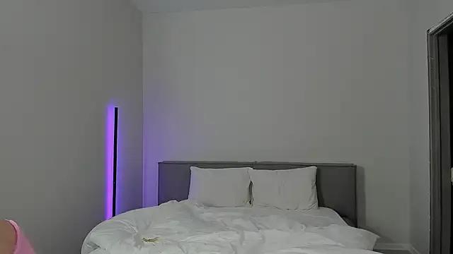 sarahphyllis on StripChat