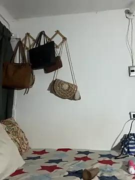 Savinneexotic on StripChat