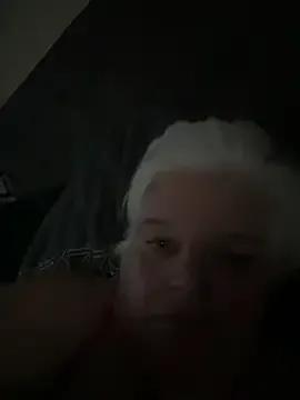 sexychazza16 on StripChat