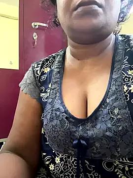 Sexyhotyrani on StripChat