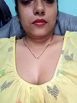 sexyindi_couple on StripChat