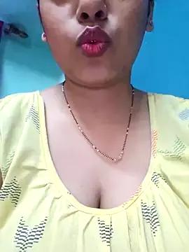 sexyindi_couple on StripChat